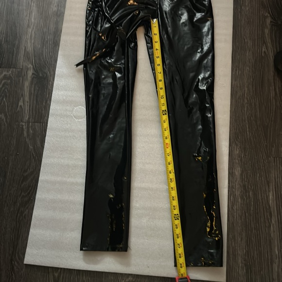 AKIRA Lace Up Black PU Faux Leather Skinny Pants L Punk Goth Rocker Bratz - Picture 11 of 12
